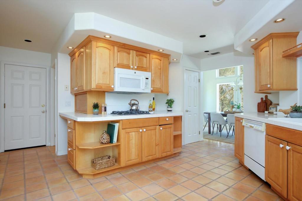 11995 San Marcos Rd, Atascadero, CA 93422