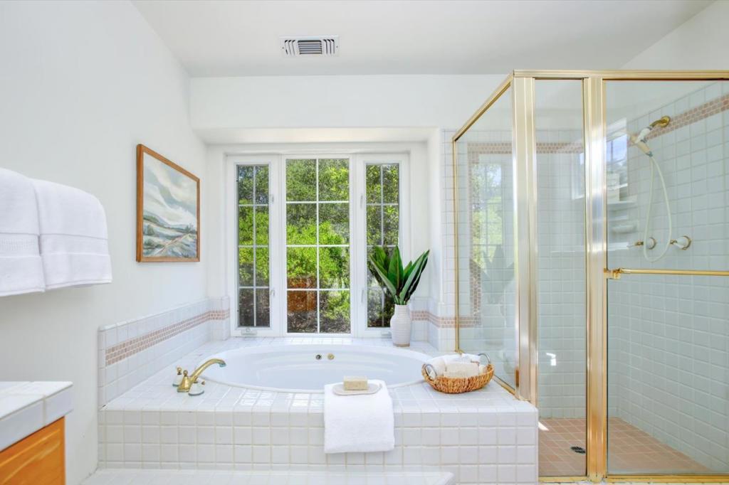 11995 San Marcos Rd, Atascadero, CA 93422