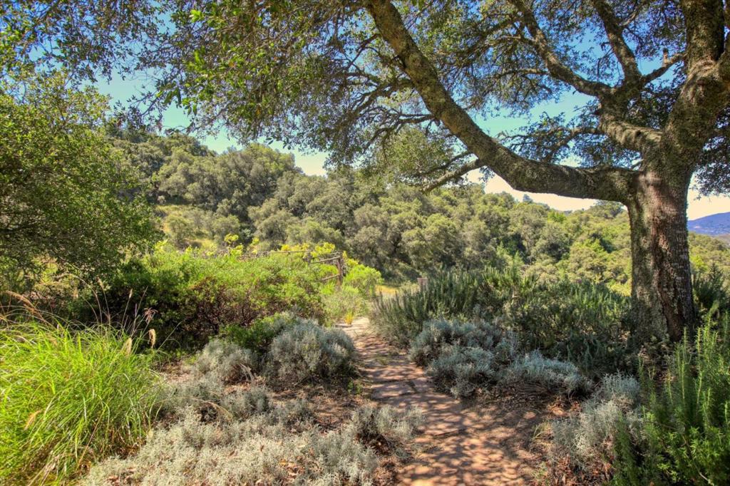 11995 San Marcos Rd, Atascadero, CA 93422