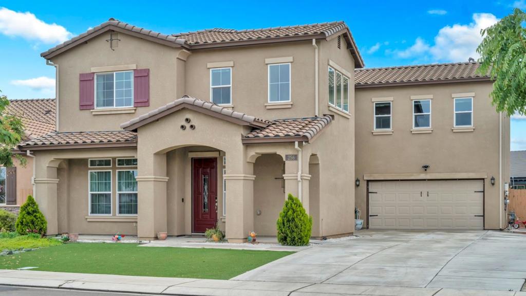 256 Gina St, Manteca, CA 95337