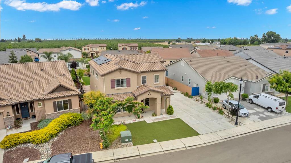 256 Gina St, Manteca, CA 95337