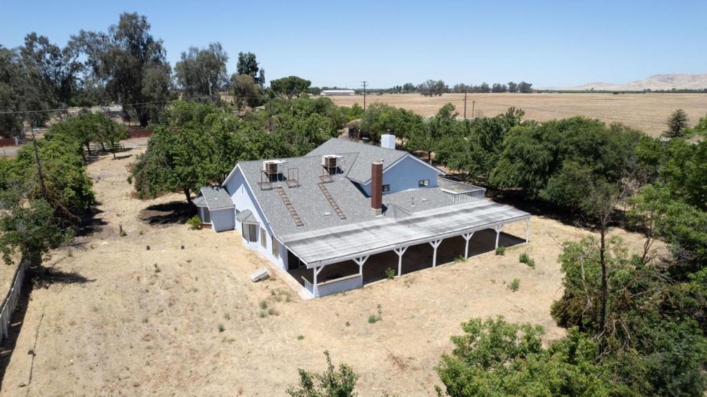 6922 N Del Rey Ave, Clovis, CA 93619