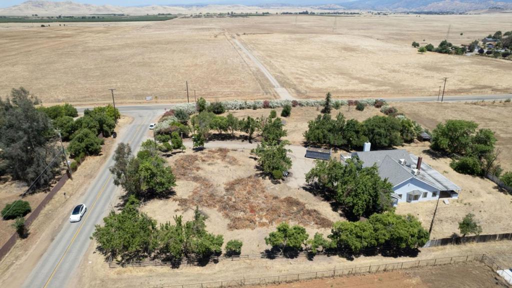 6922 N Del Rey Ave, Clovis, CA 93619