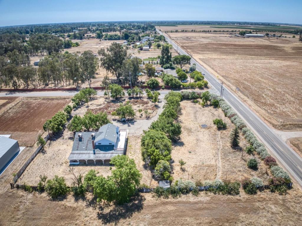 6922 N Del Rey Ave, Clovis, CA 93619