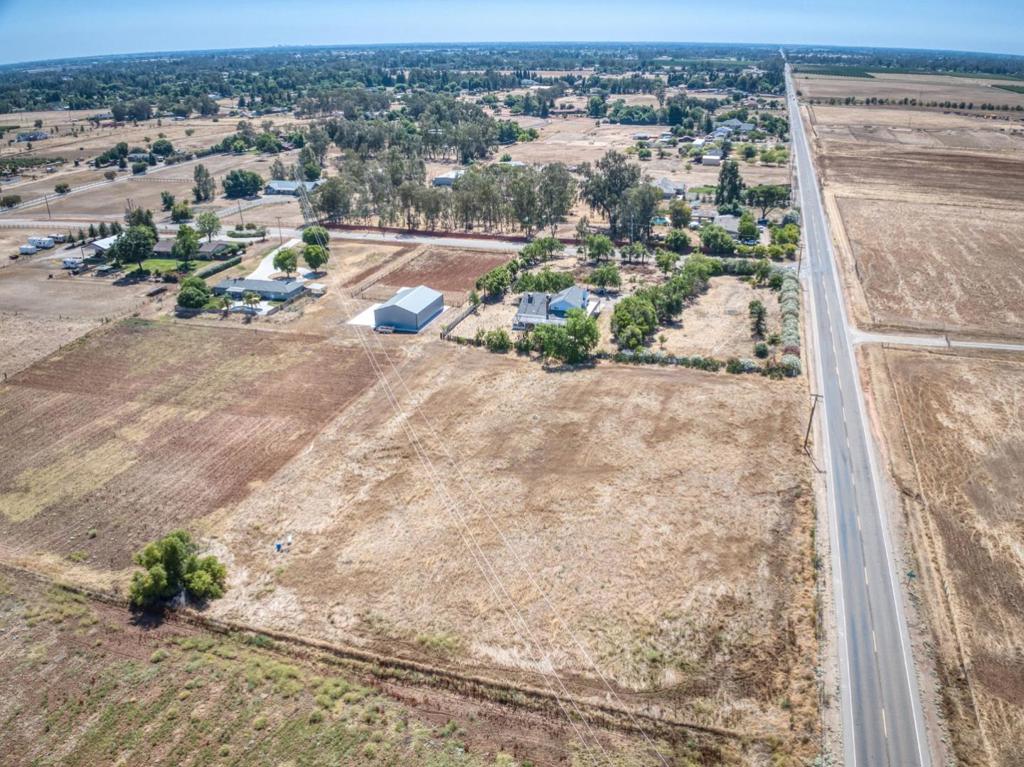 6922 N Del Rey Ave, Clovis, CA 93619