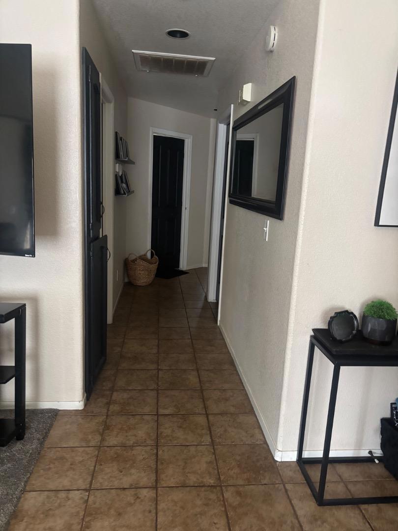 3816 E Acequia Ave, Visalia, CA 93292