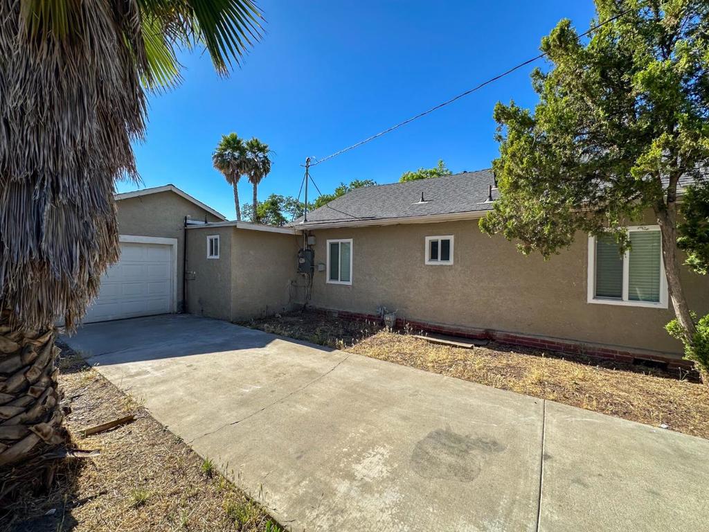 421 S Abbie St, Empire, CA 95319