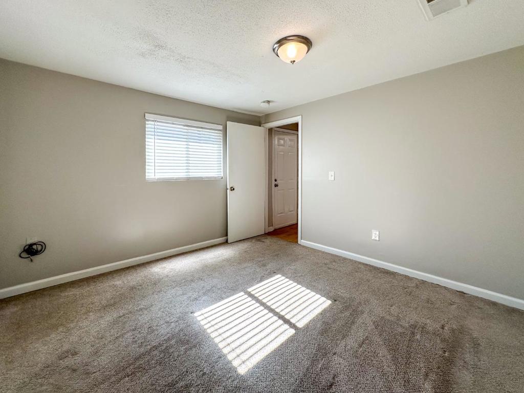 421 S Abbie St, Empire, CA 95319