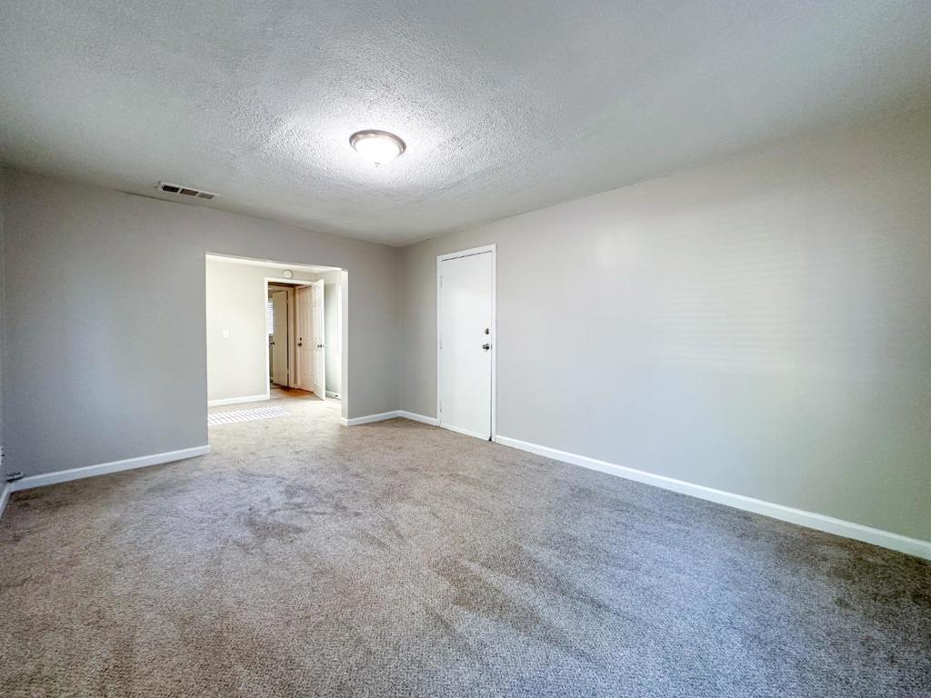 421 S Abbie St, Empire, CA 95319