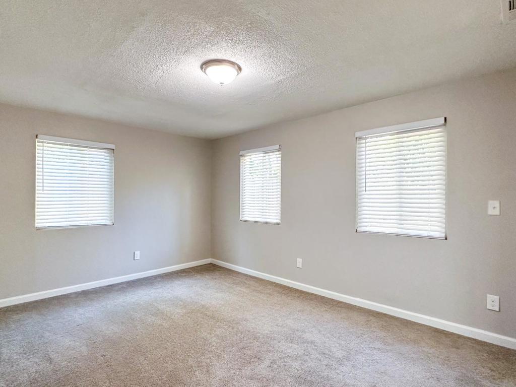 421 S Abbie St, Empire, CA 95319