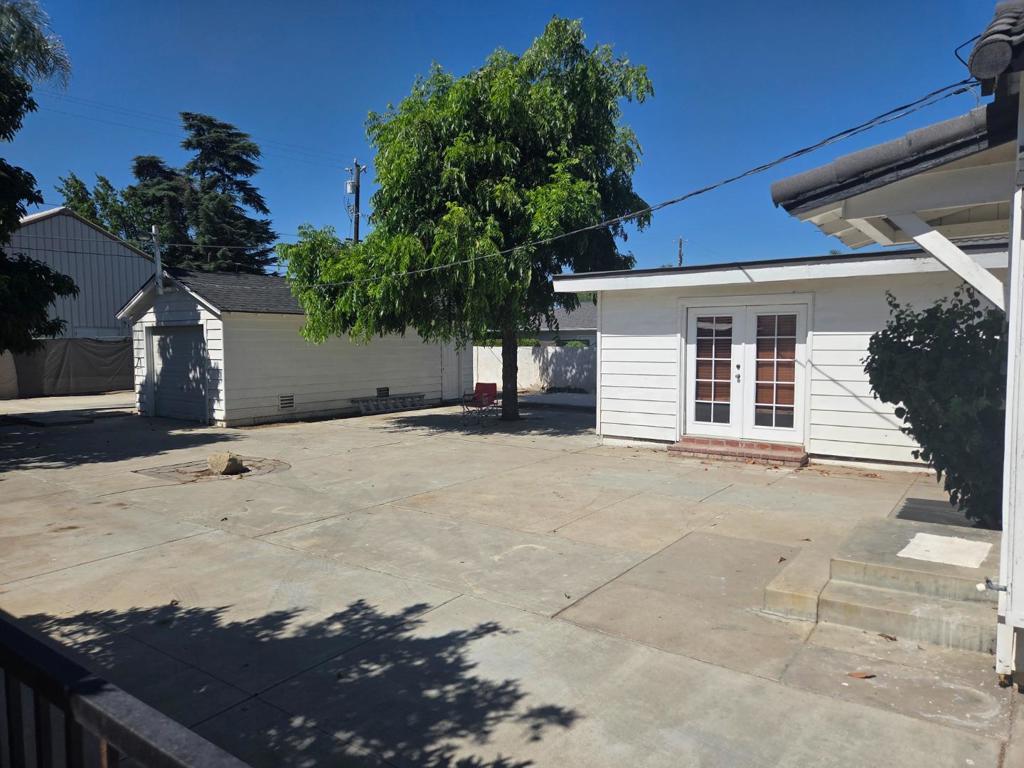 1506 W 5th St, Madera, CA 93637