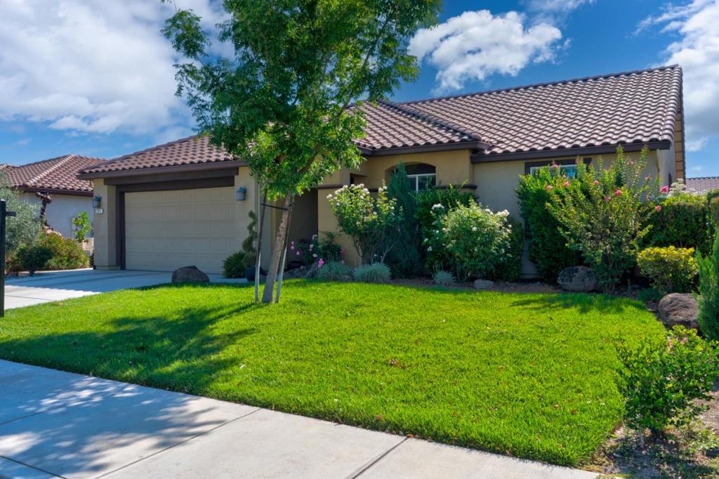 274 North St, Los Banos, CA 93635