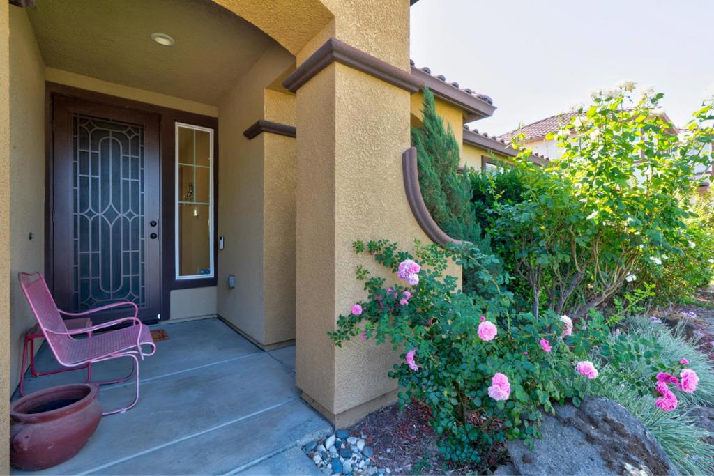 274 North St, Los Banos, CA 93635