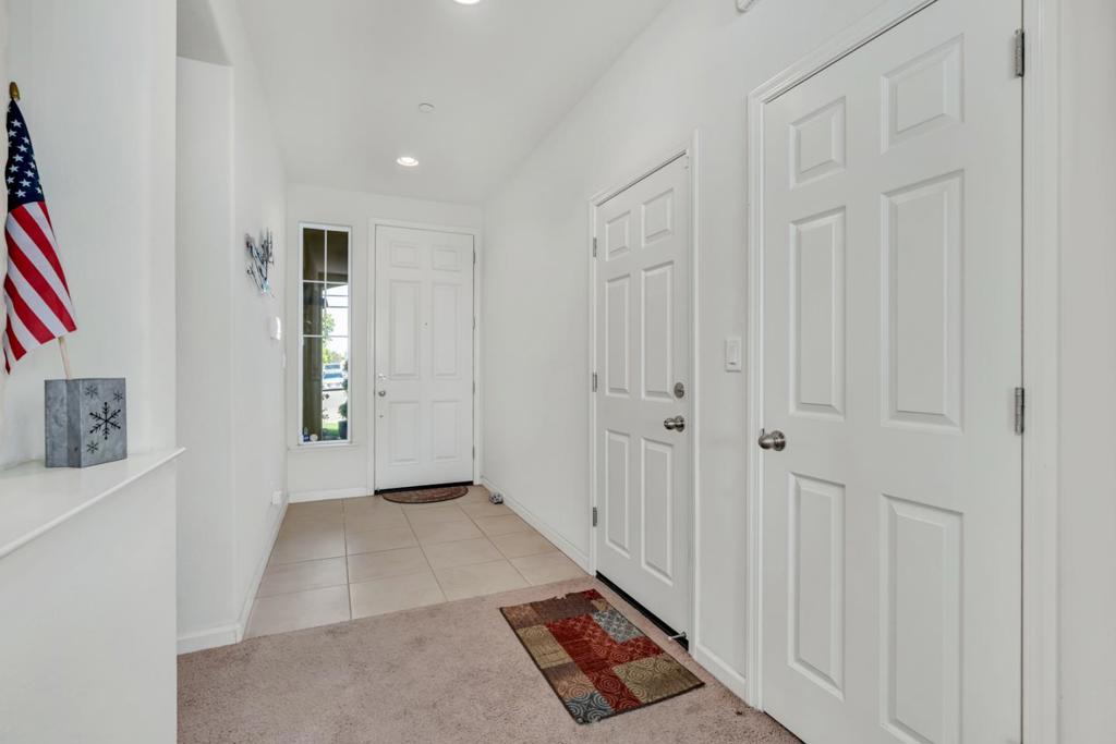 274 North St, Los Banos, CA 93635