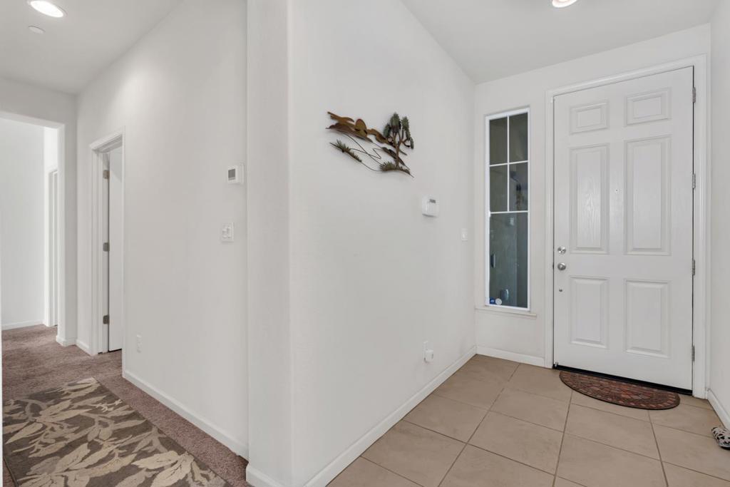 274 North St, Los Banos, CA 93635