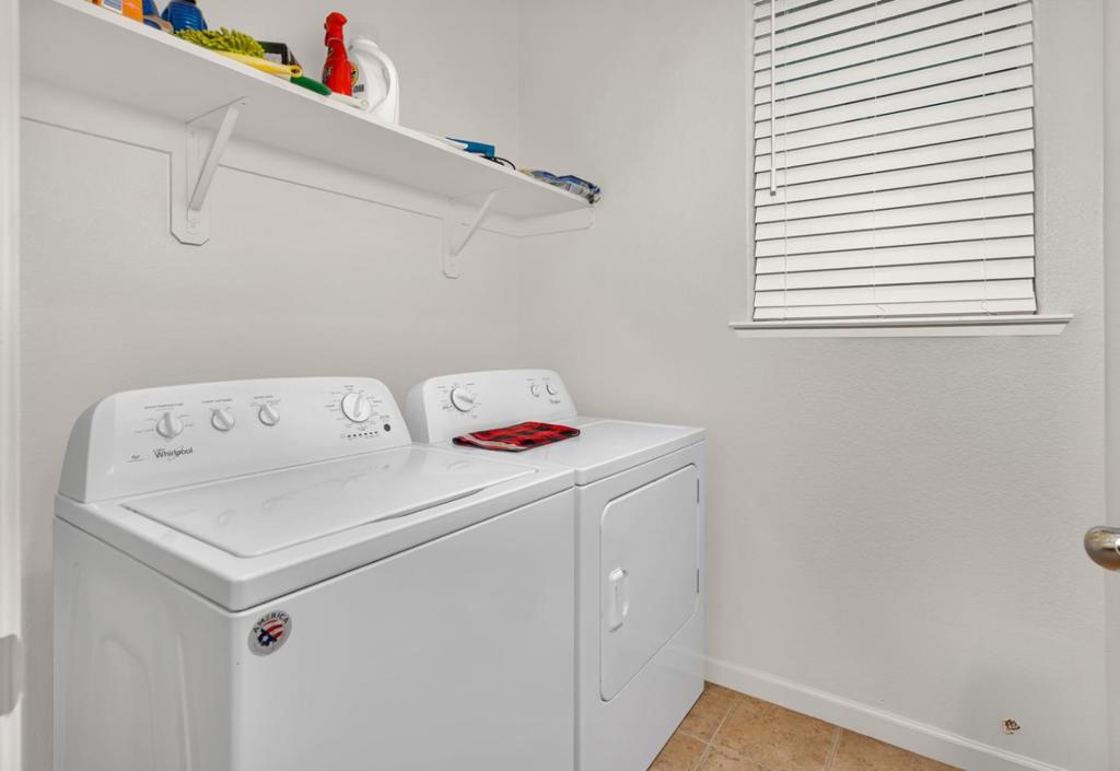 274 North St, Los Banos, CA 93635