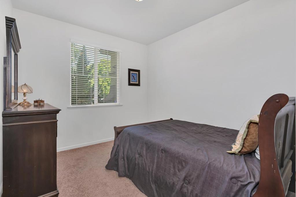 274 North St, Los Banos, CA 93635
