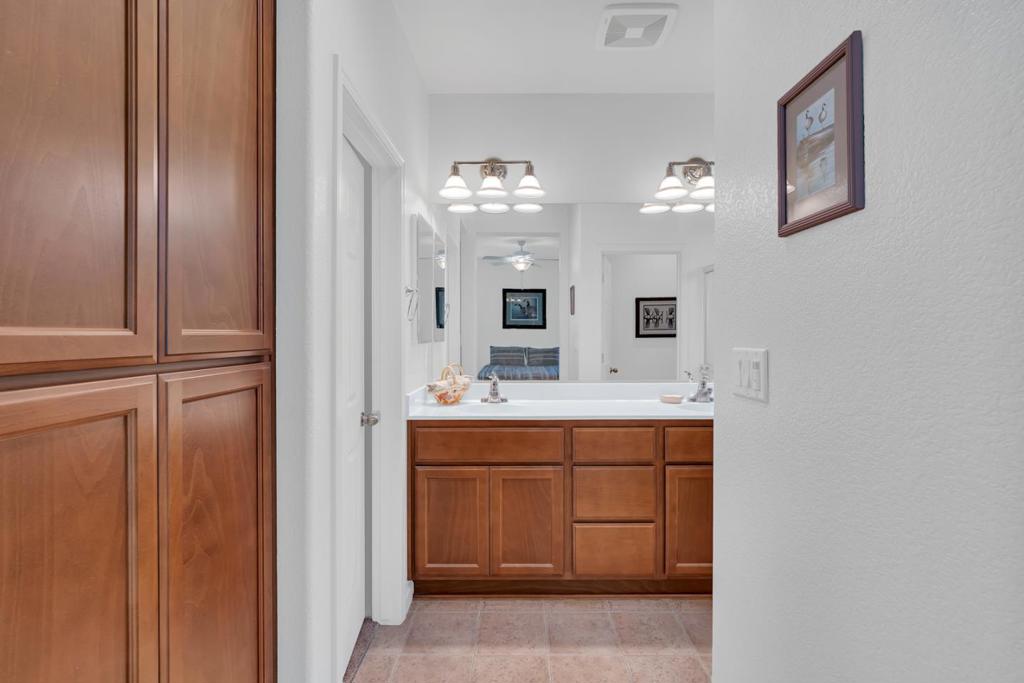 274 North St, Los Banos, CA 93635
