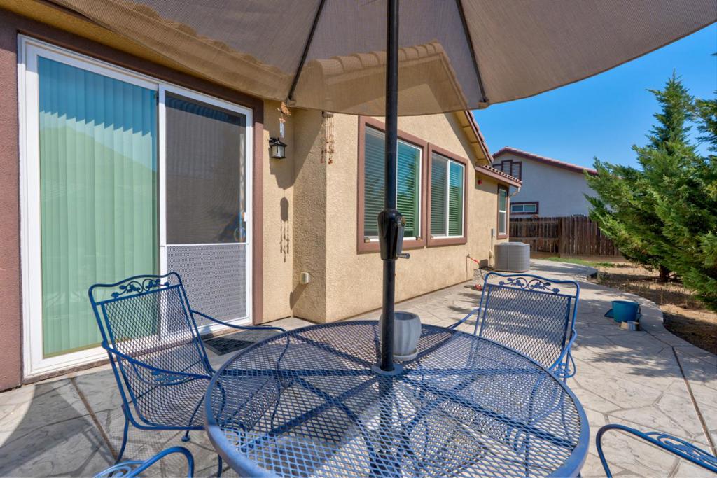 274 North St, Los Banos, CA 93635