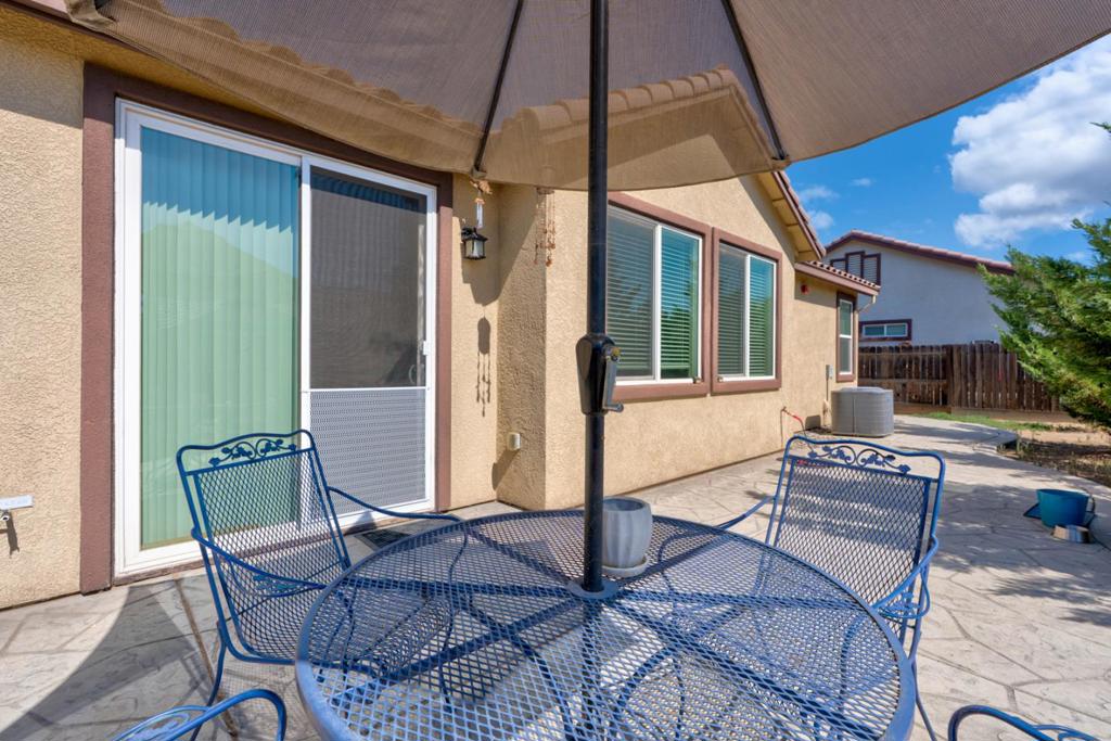 274 North St, Los Banos, CA 93635