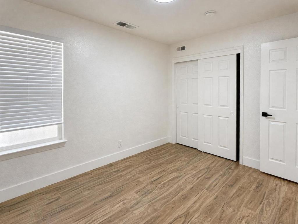 1574 Sun River St, Oakdale, CA 95361