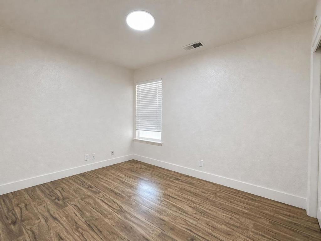 1574 Sun River St, Oakdale, CA 95361