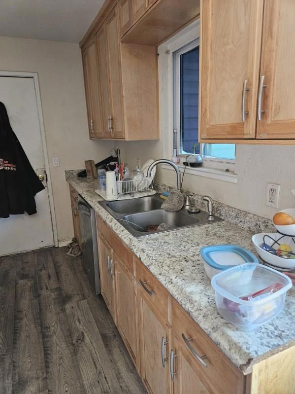 66 S Stearns Rd, Oakdale, CA 95361