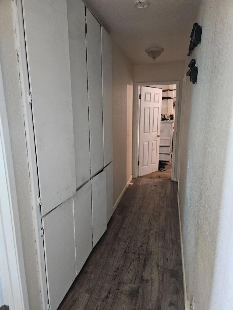 66 S Stearns Rd, Oakdale, CA 95361