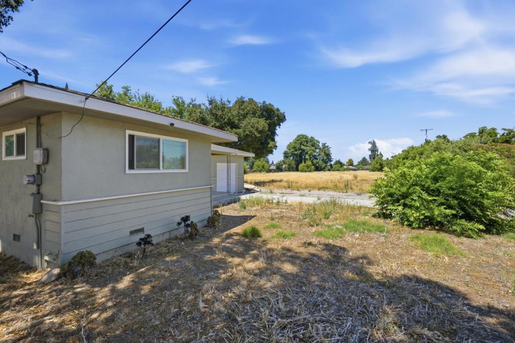2906 Oleander Ave, Merced, CA 95340