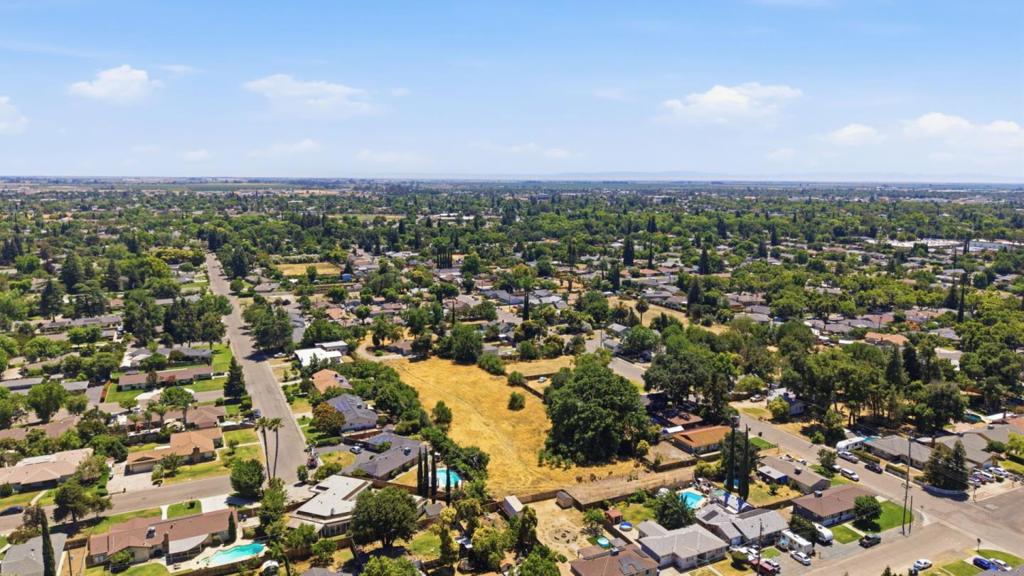 2908 Oleander Ave, Merced, CA 95340