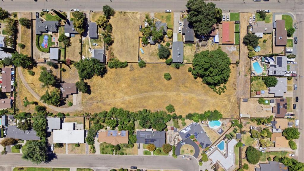 2912 Oleander Ave, Merced, CA 95340