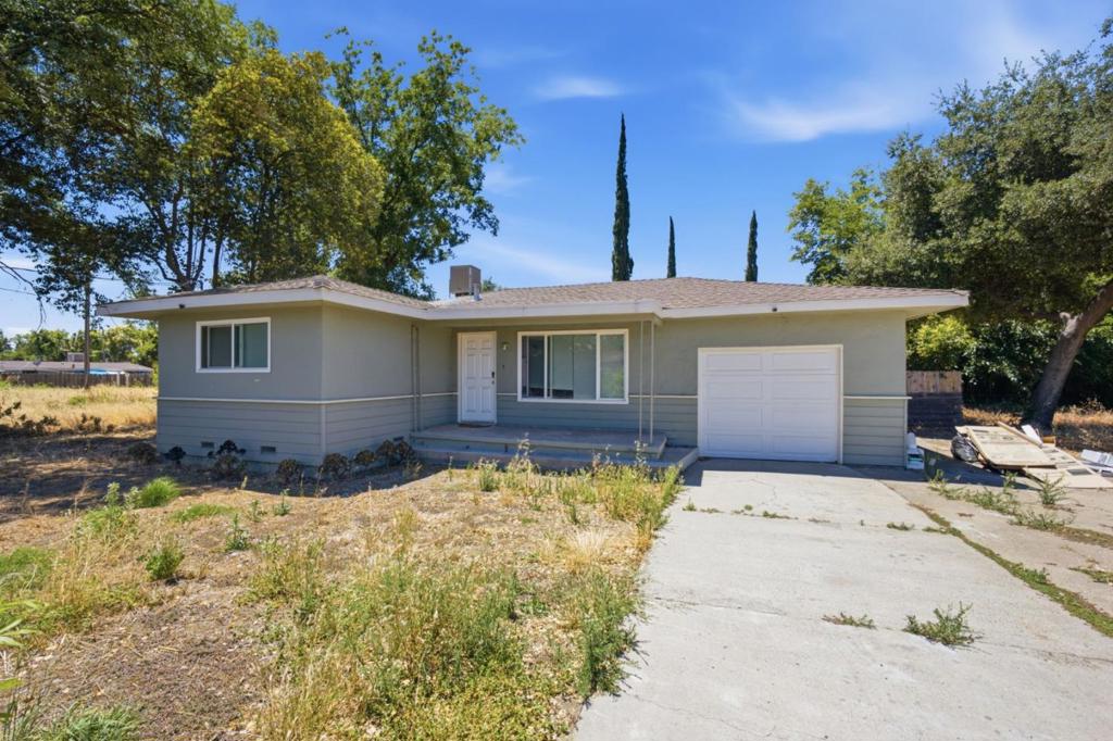 874 Hansen Ave, Merced, CA 95340