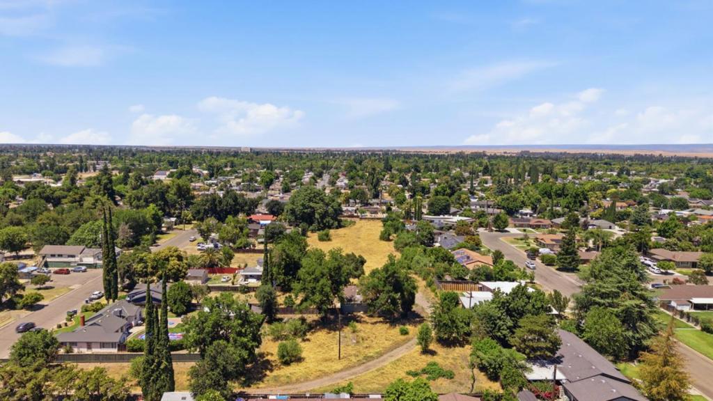 874 Hansen Ave, Merced, CA 95340