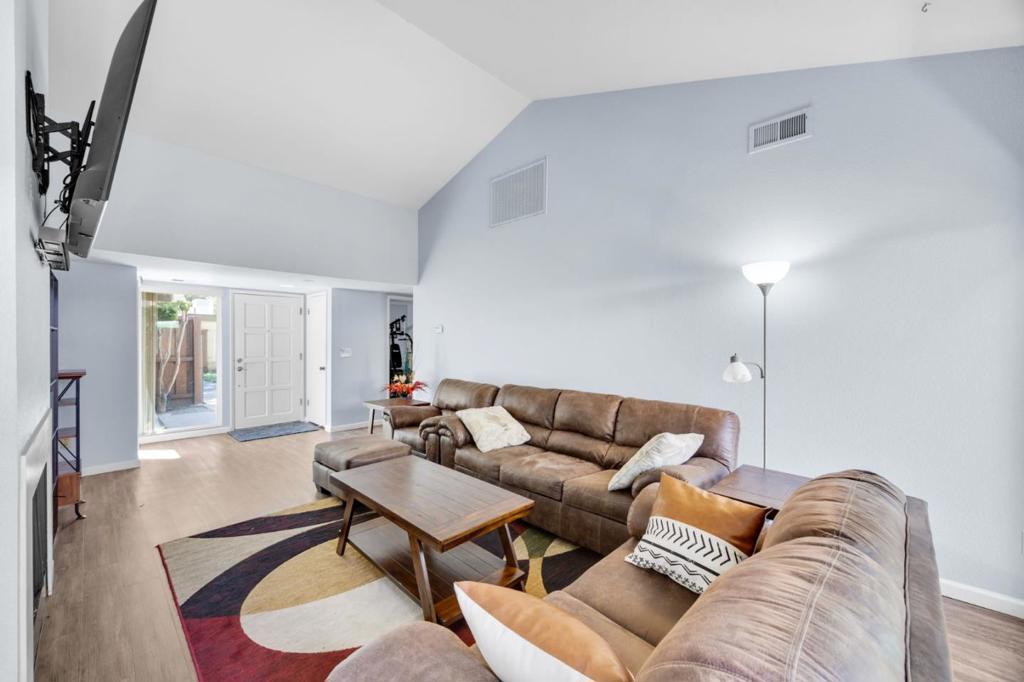 3607 Fawndale Dr, Modesto, CA 95356