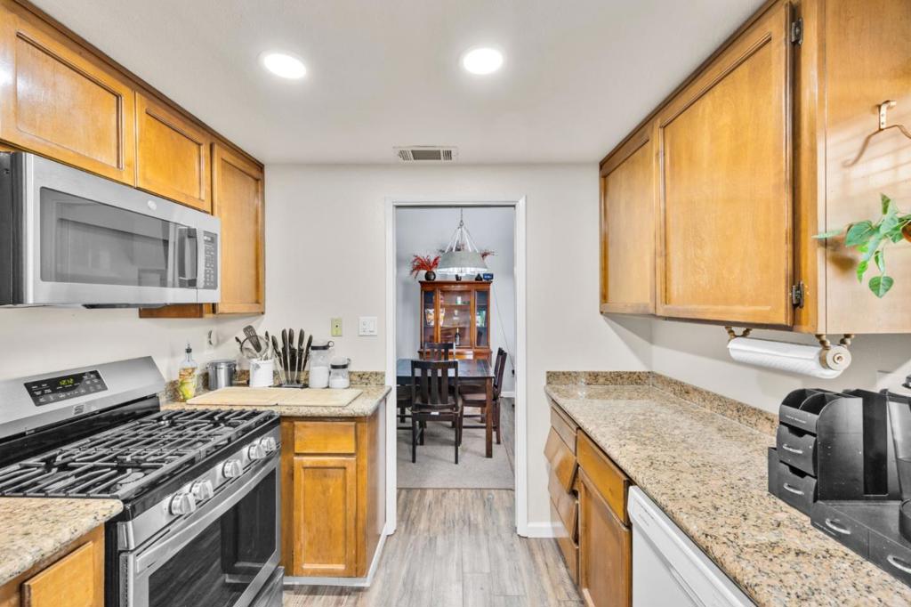 3607 Fawndale Dr, Modesto, CA 95356