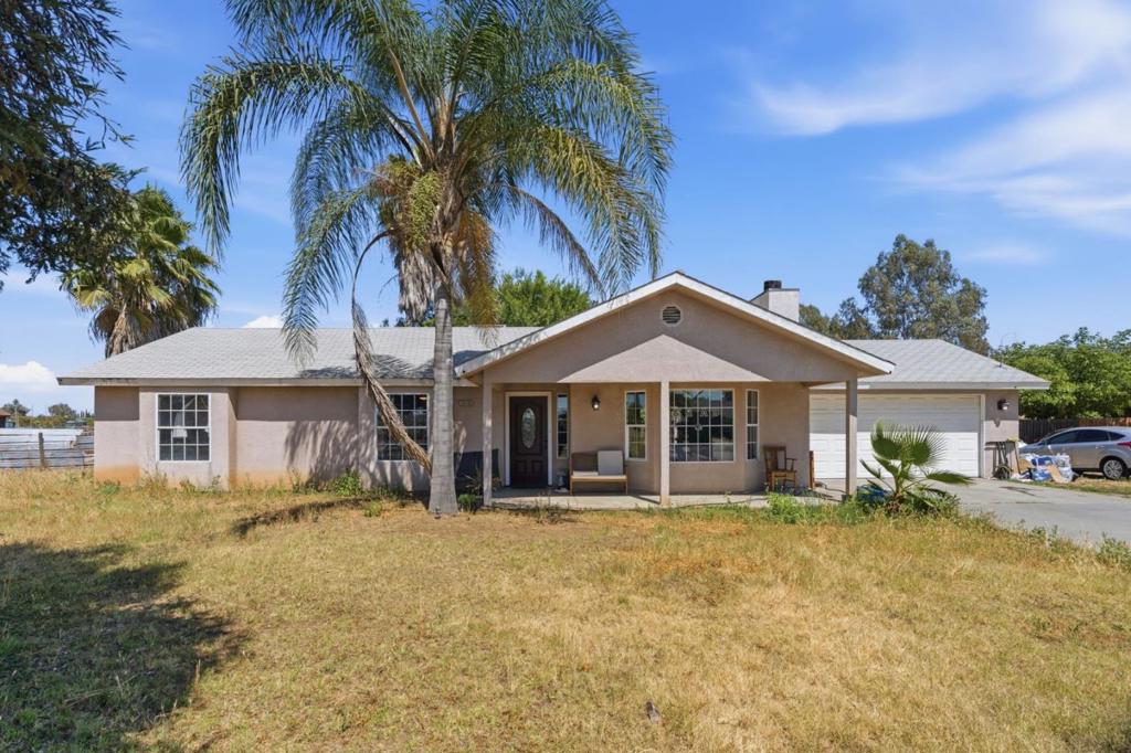 20105 Olympia Rd, Madera, CA 93638