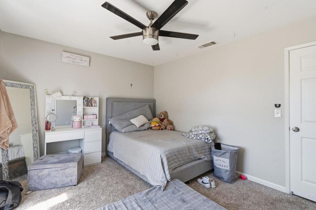 20105 Olympia Rd, Madera, CA 93638