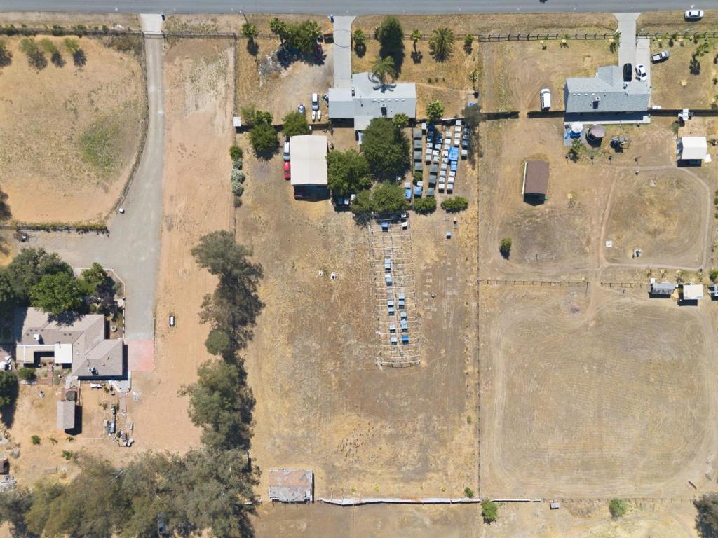 20105 Olympia Rd, Madera, CA 93638