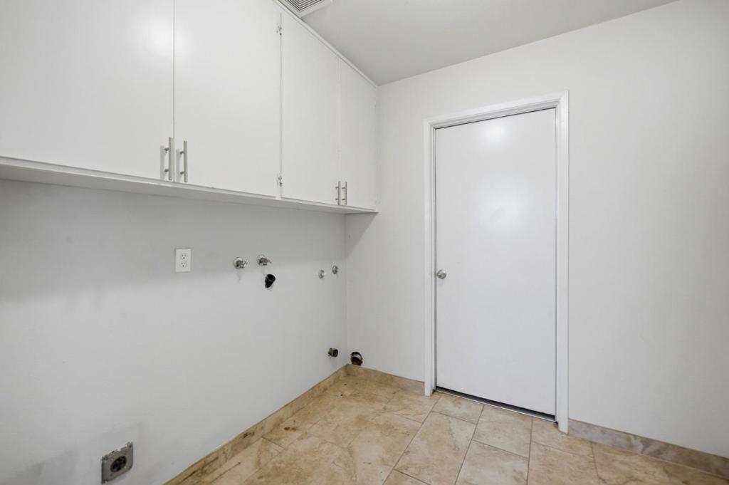 2520 N Temperance Ave, Fresno, CA 93727