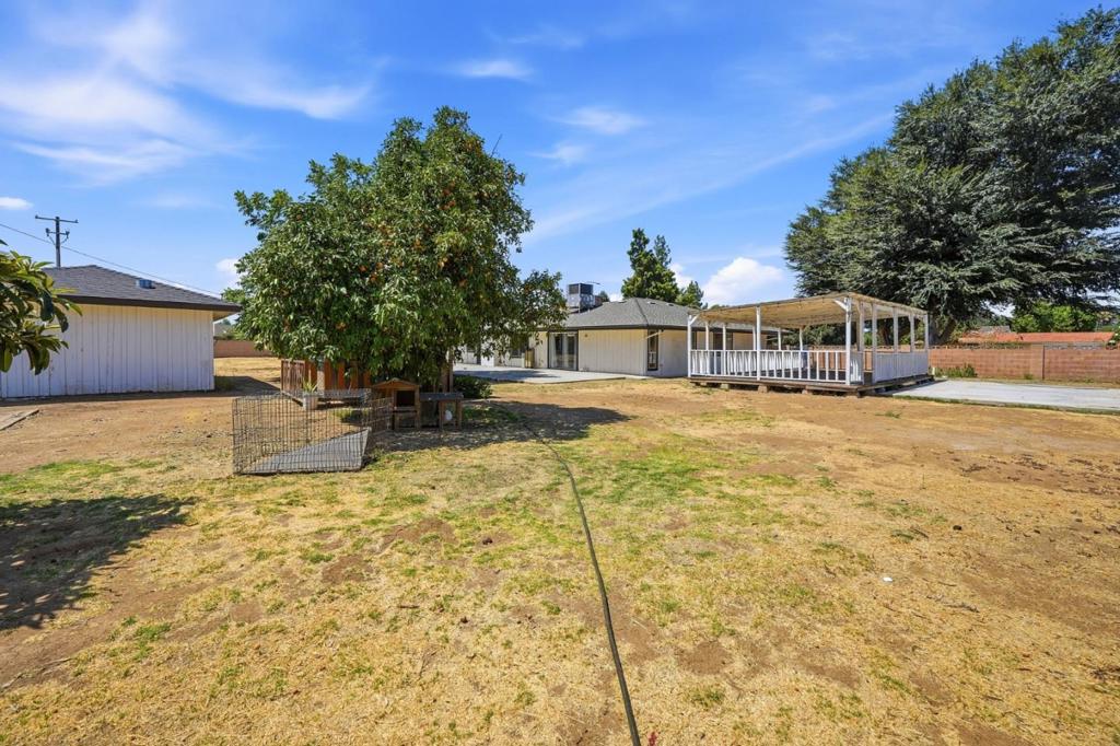 2520 N Temperance Ave, Fresno, CA 93727