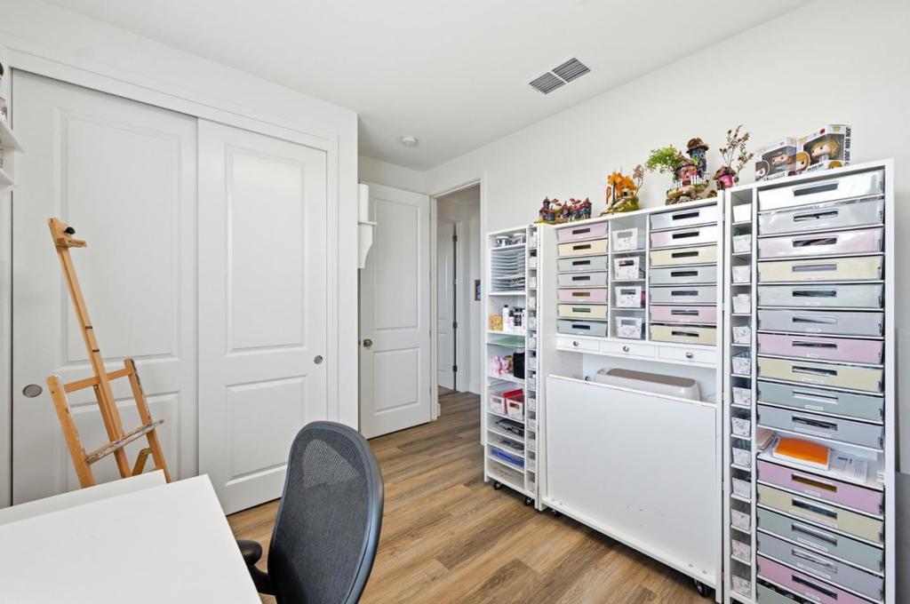 2249 Enchantment Dr, Manteca, CA 95337