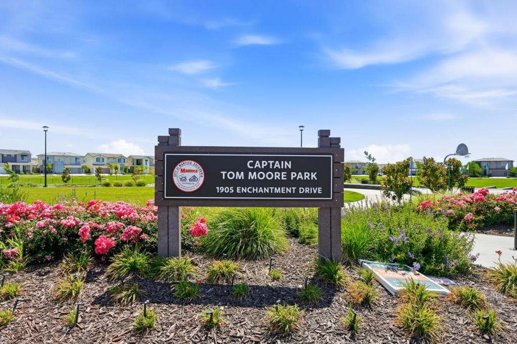 2249 Enchantment Dr, Manteca, CA 95337