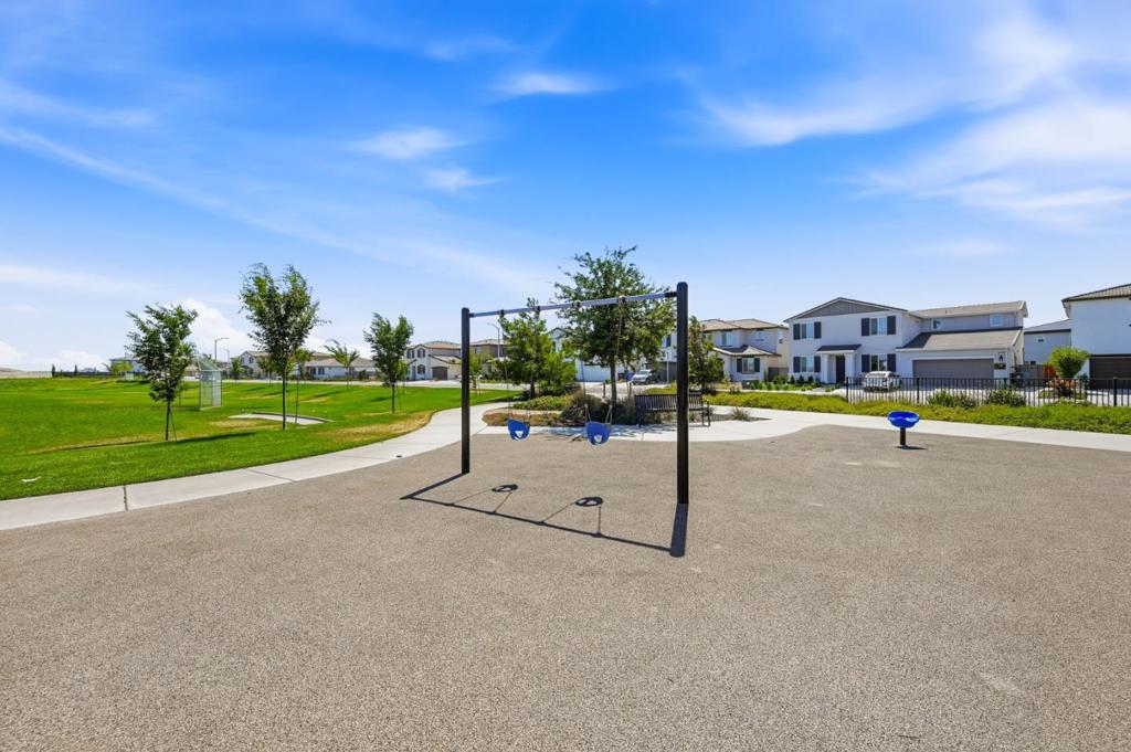 2249 Enchantment Dr, Manteca, CA 95337