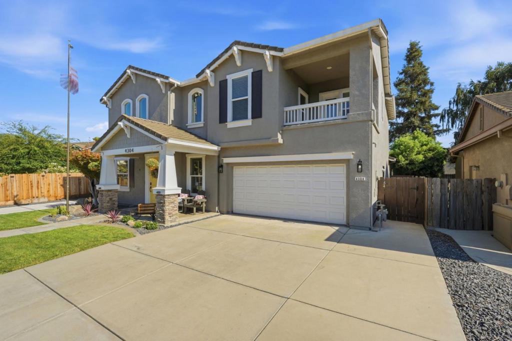 4304 Big Tree Ct, Denair, CA 95316