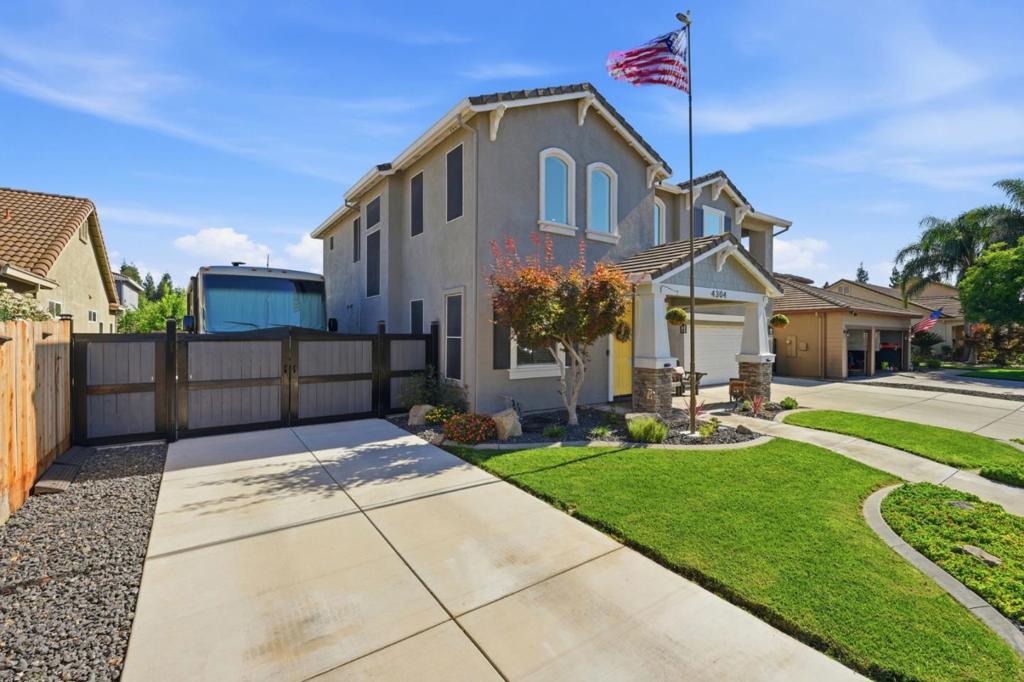 4304 Big Tree Ct, Denair, CA 95316