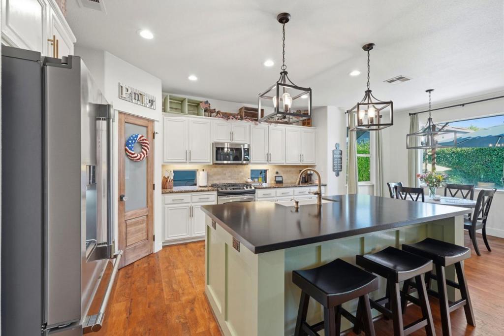 4304 Big Tree Ct, Denair, CA 95316