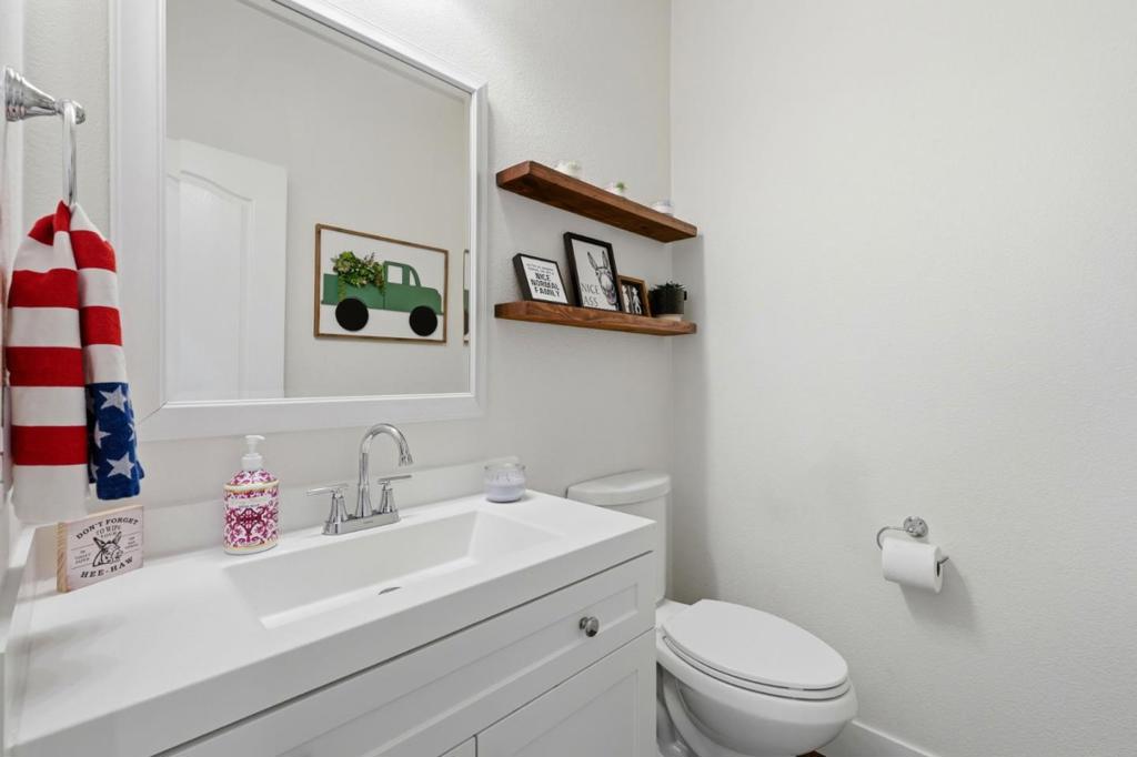 4304 Big Tree Ct, Denair, CA 95316