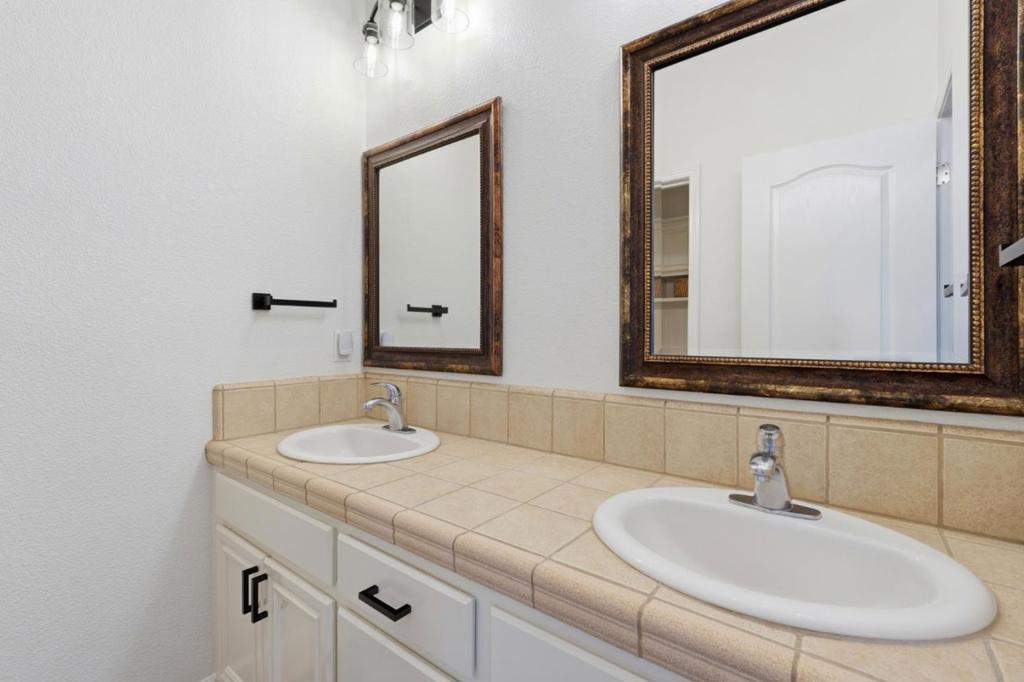 4304 Big Tree Ct, Denair, CA 95316