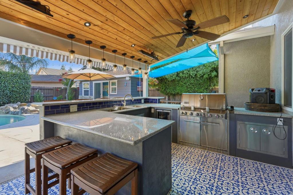 4304 Big Tree Ct, Denair, CA 95316