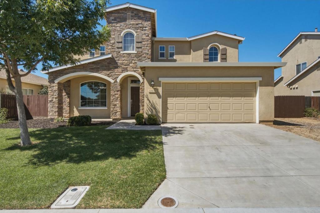 13673 Santa Lucia Dr, Gustine, CA 95322